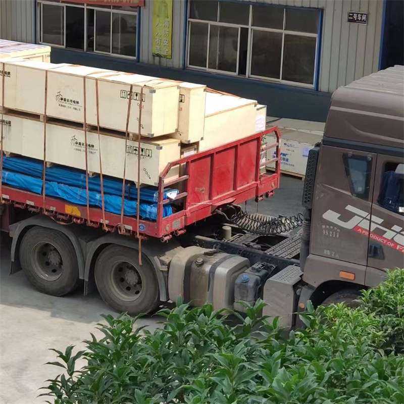 河北承德双滦至新疆阿勒泰福海县物流专线，一站式服务，让您的货物畅行无忧
